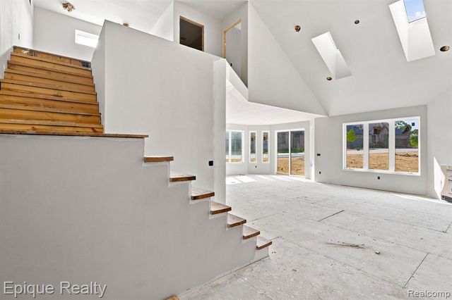 3333 Cornerstone Drive 68, Lake Orion, MI 48360