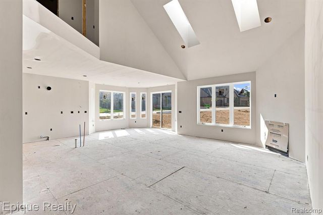 3333 Cornerstone Drive 68, Lake Orion, MI 48360