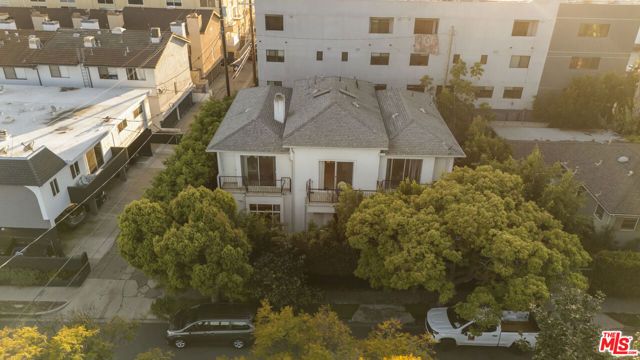 3943 Wade Street, Los Angeles, CA 90066