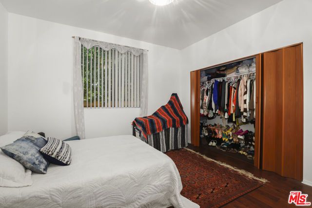 3943 Wade Street, Los Angeles, CA 90066