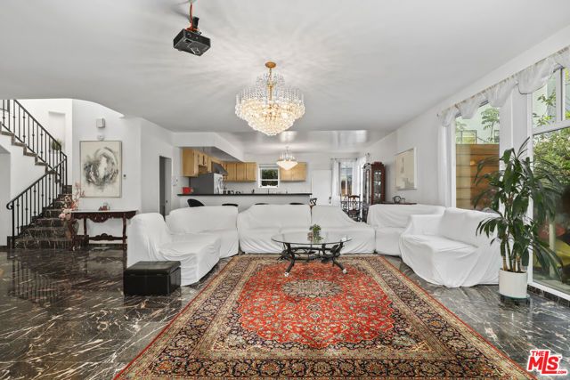 3943 Wade Street, Los Angeles, CA 90066