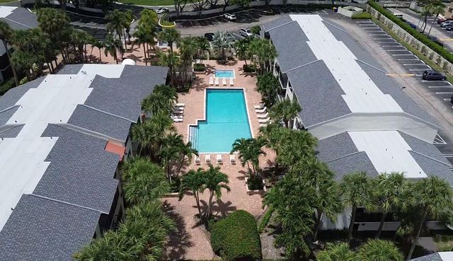 700 EXECUTIVE CENTER Drive 211, West Palm Beach, FL 33401