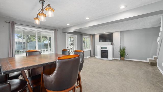 3155 Cottonwood Court NE, Millersport, OH 43046