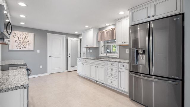 3155 Cottonwood Court NE, Millersport, OH 43046