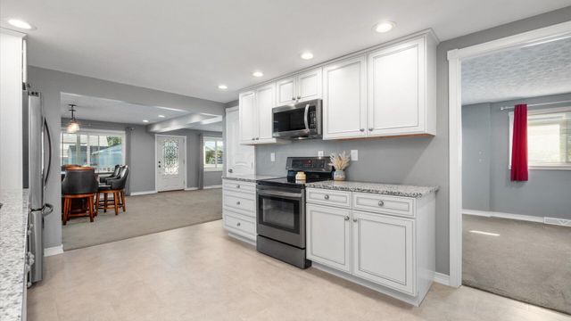 3155 Cottonwood Court NE, Millersport, OH 43046