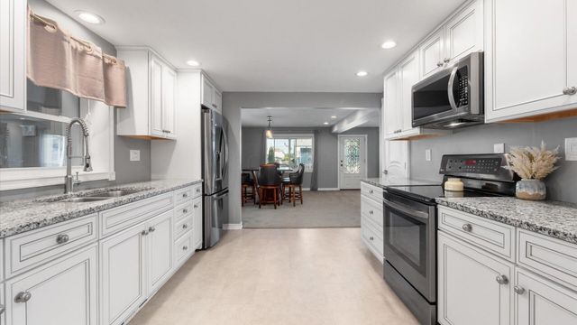 3155 Cottonwood Court NE, Millersport, OH 43046