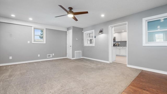 3155 Cottonwood Court NE, Millersport, OH 43046