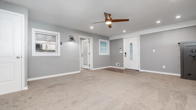 3155 Cottonwood Court NE, Millersport, OH 43046