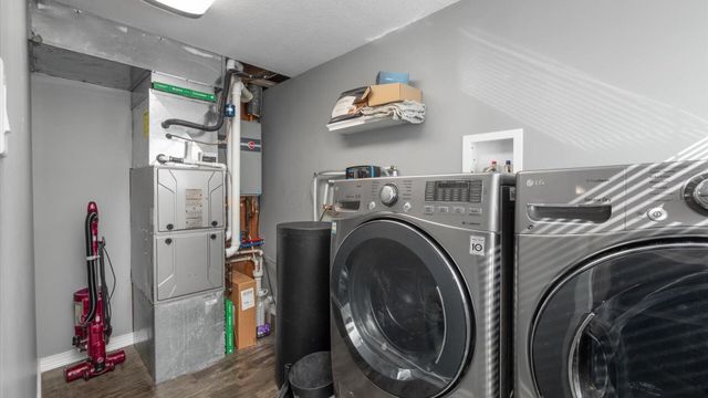 3155 Cottonwood Court NE, Millersport, OH 43046