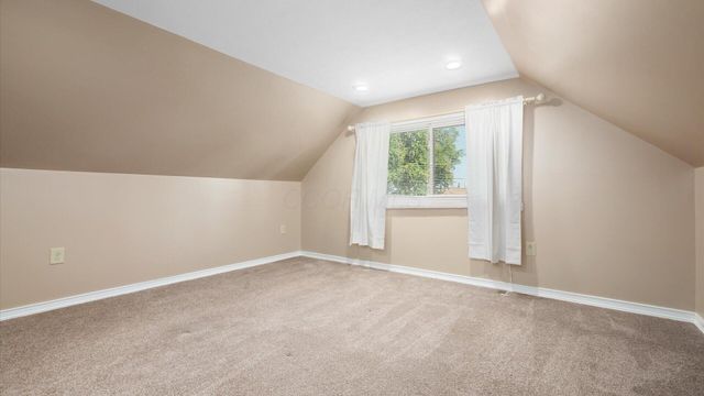 3155 Cottonwood Court NE, Millersport, OH 43046