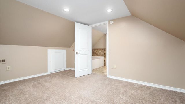 3155 Cottonwood Court NE, Millersport, OH 43046