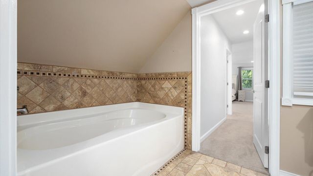 3155 Cottonwood Court NE, Millersport, OH 43046