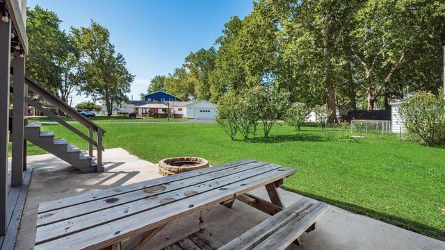 3155 Cottonwood Court NE, Millersport, OH 43046