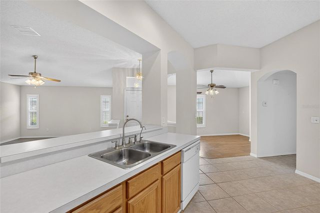 1148 CORINTH GREENS DRIVE 12, Sun City Center, FL 33573