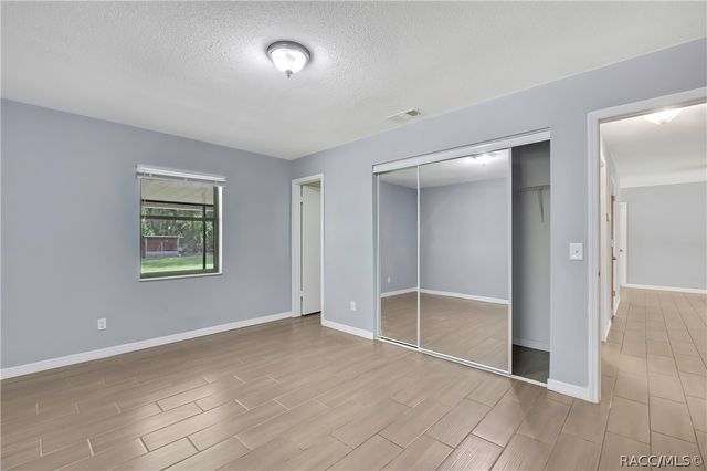 9875 W Orchard Street, Crystal River, FL 34428