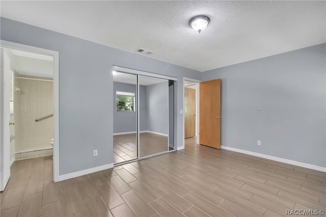 9875 W Orchard Street, Crystal River, FL 34428