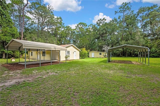 9875 W Orchard Street, Crystal River, FL 34428