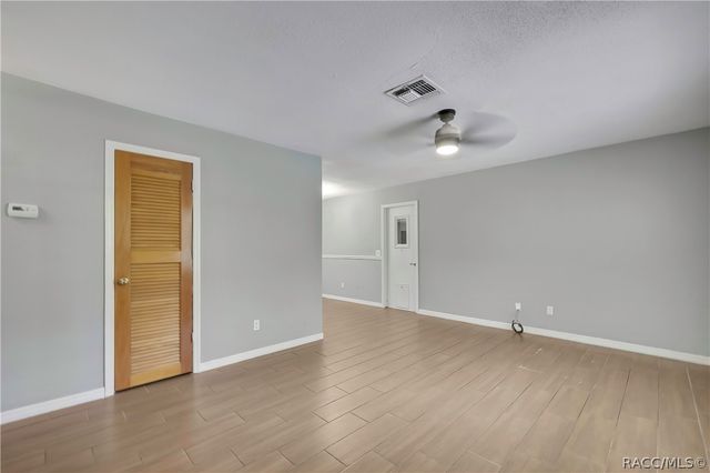 9875 W Orchard Street, Crystal River, FL 34428