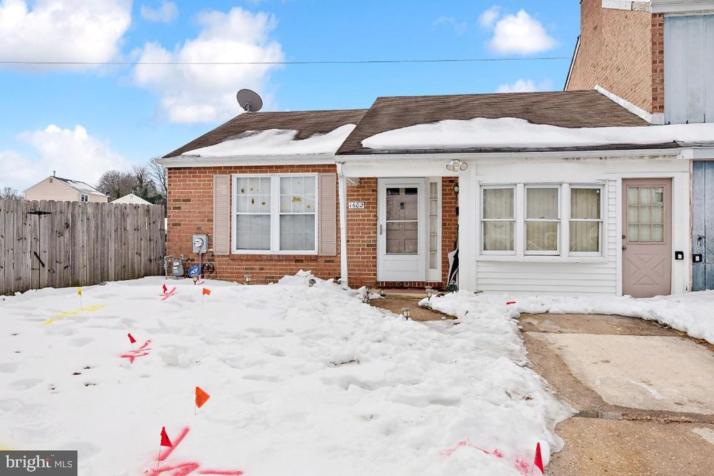 1602 BEECHWOOD PL, Clementon, NJ 08021