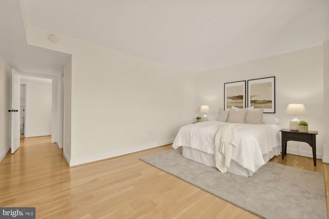 200 N PICKETT ST #304, Alexandria, VA 22304