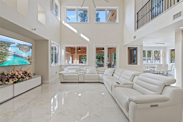 7225 Gleneagle Drive, Miami Lakes, FL 33014