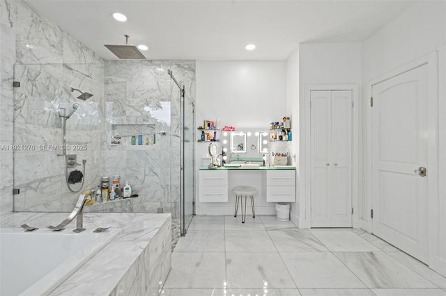 7225 Gleneagle Drive, Miami Lakes, FL 33014
