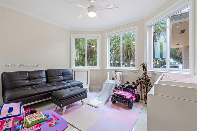 7225 Gleneagle Drive, Miami Lakes, FL 33014