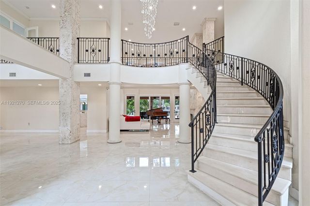 7225 Gleneagle Drive, Miami Lakes, FL 33014
