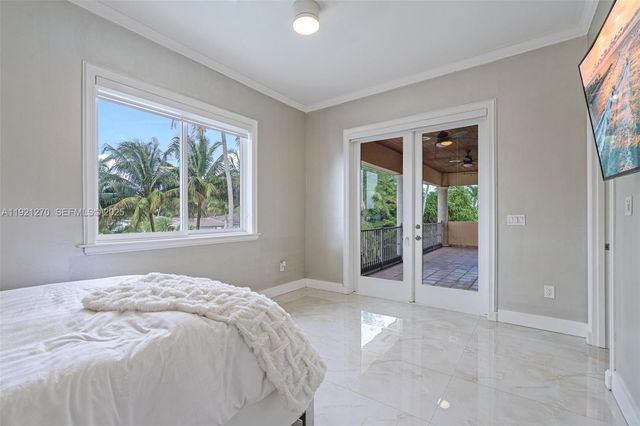 7225 Gleneagle Drive, Miami Lakes, FL 33014