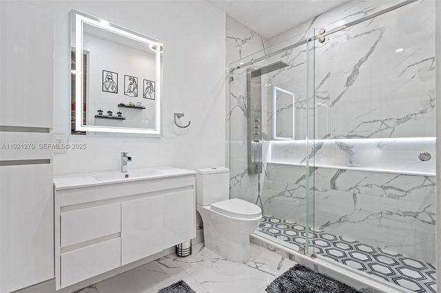 7225 Gleneagle Drive, Miami Lakes, FL 33014