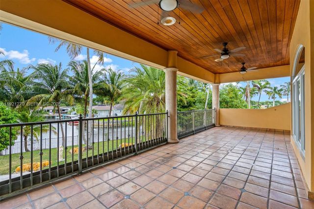 7225 Gleneagle Drive, Miami Lakes, FL 33014