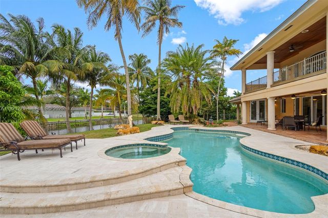 7225 Gleneagle Drive, Miami Lakes, FL 33014