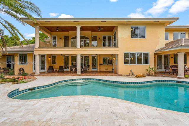 7225 Gleneagle Drive, Miami Lakes, FL 33014
