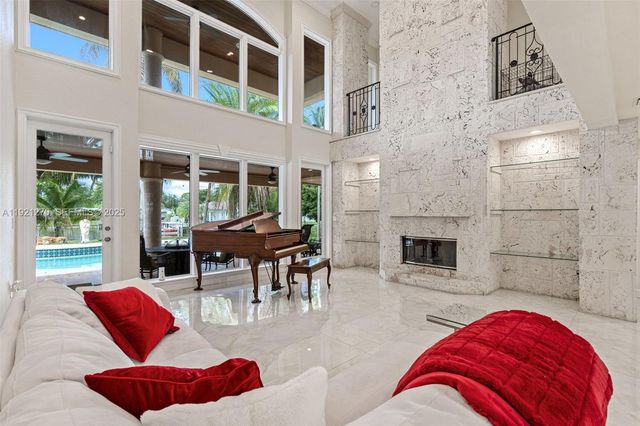 7225 Gleneagle Drive, Miami Lakes, FL 33014
