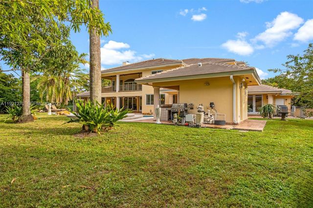 7225 Gleneagle Drive, Miami Lakes, FL 33014
