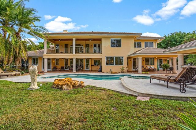 7225 Gleneagle Drive, Miami Lakes, FL 33014