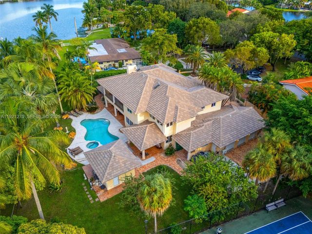 7225 Gleneagle Drive, Miami Lakes, FL 33014