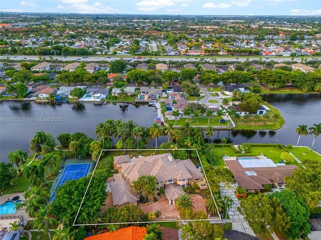 7225 Gleneagle Drive, Miami Lakes, FL 33014