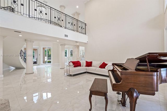 7225 Gleneagle Drive, Miami Lakes, FL 33014