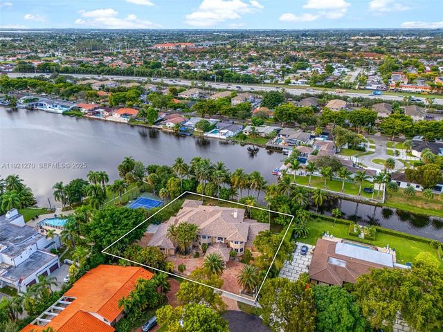 7225 Gleneagle Drive, Miami Lakes, FL 33014