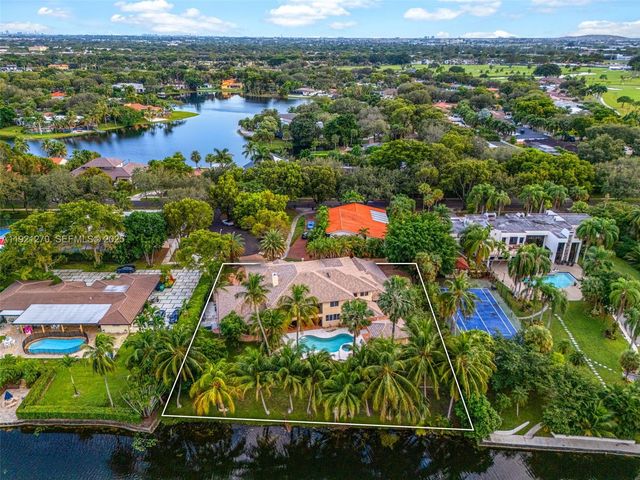 7225 Gleneagle Drive, Miami Lakes, FL 33014