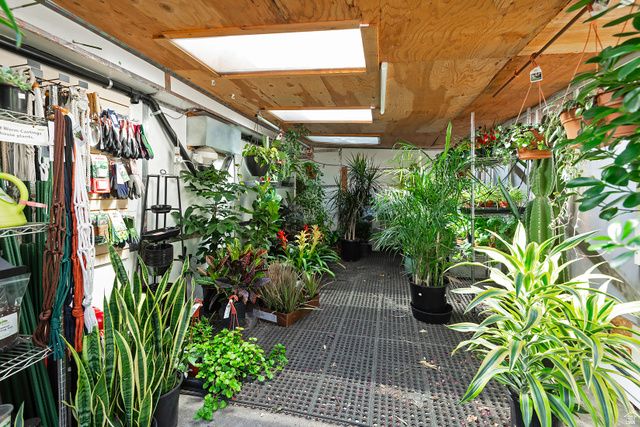 2194 E FORT UNION BLVD, Cottonwood Heights, UT 84121