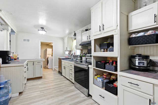 5048 TWILIGHT DR, Rapid City, SD 57703