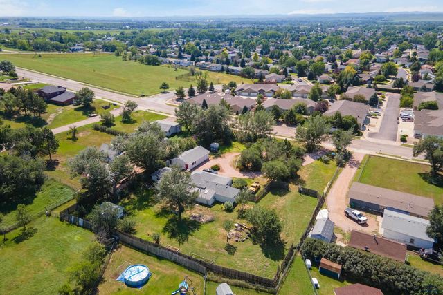5048 TWILIGHT DR, Rapid City, SD 57703