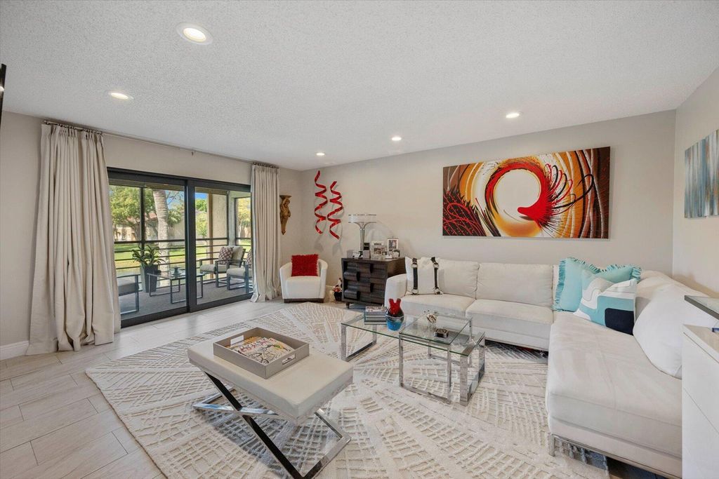 145 Lake Nancy Lane 232, West Palm Beach, FL 33411
