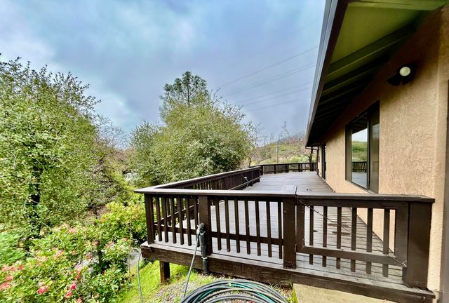 11028 Wingfield Lane, Shasta, CA 96087