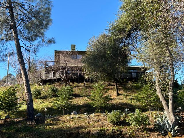 11028 Wingfield Lane, Shasta, CA 96087