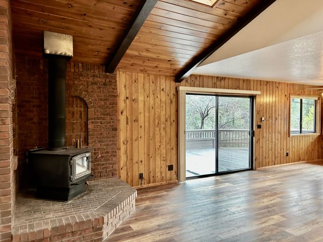 11028 Wingfield Lane, Shasta, CA 96087