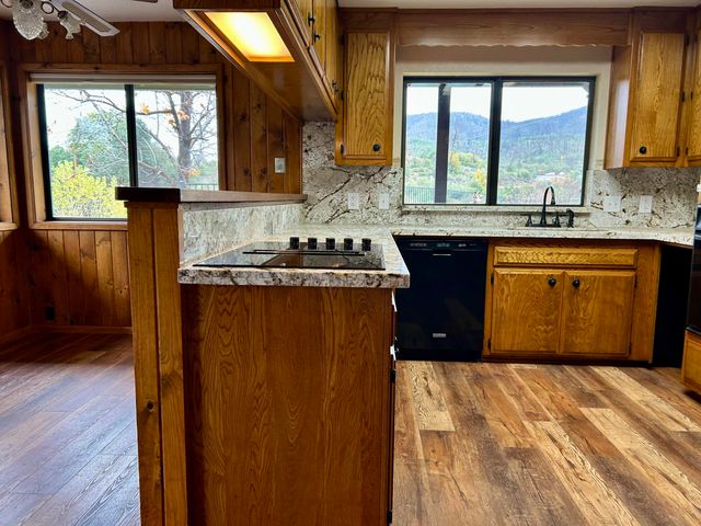 11028 Wingfield Lane, Shasta, CA 96087