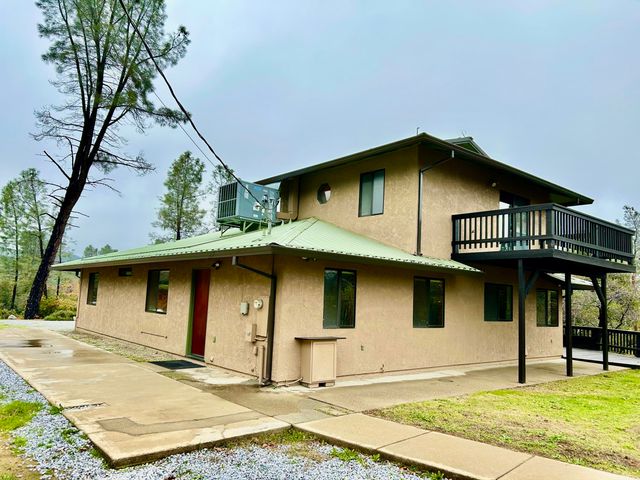 11028 Wingfield Lane, Shasta, CA 96087